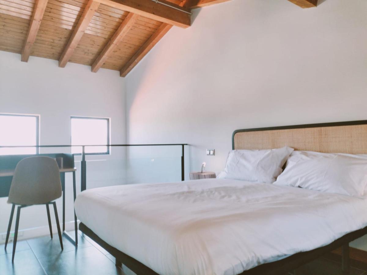 Apartamentos Walden By Gaiarooms Морилье Экстерьер фото